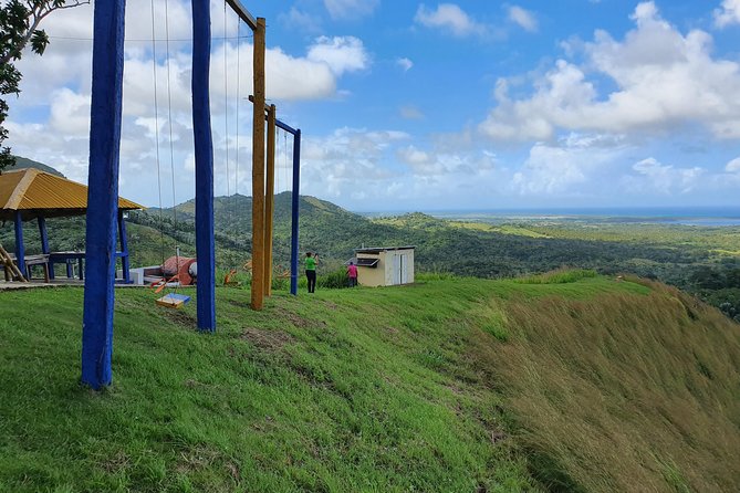 Safari Full Day VIP Experience - Lunch on a Mountaintop Ranch Plus the Open Bar Value