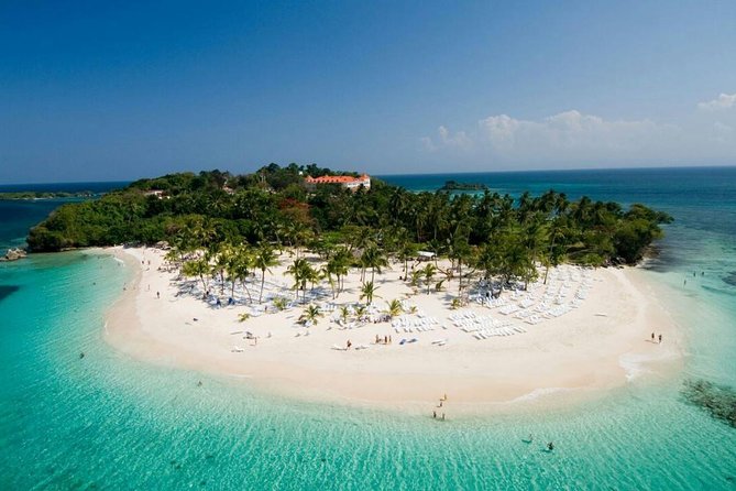 Samana Full Day -baracardi island, horses, lemon waterfall - Group Size and the Feel of the Day