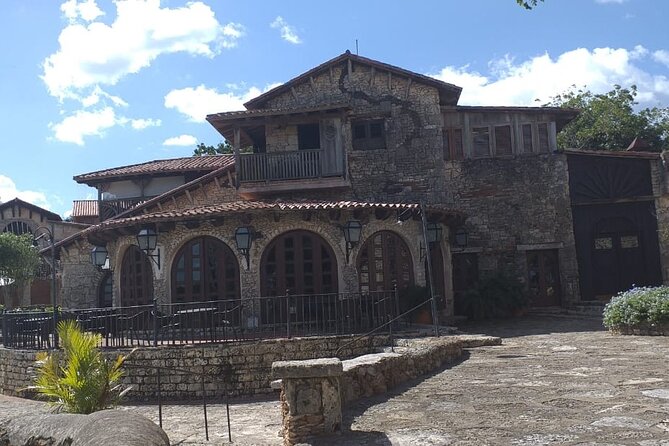 Santo Domingo City Tour From Punta Cana With Pick Up - A Full-Day Santo Domingo Run From Punta Cana