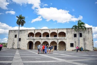 Santo Domingo City Tour From Punta Cana With Pick Up - What You Actually Get for $72: Lunch, Transport, and Tickets