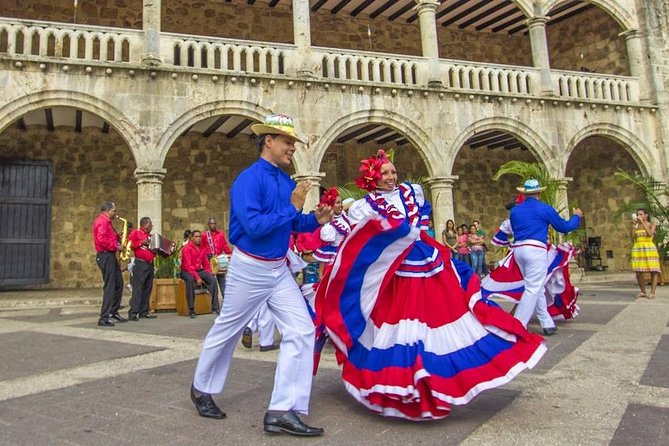 Santo Domingo Tour From Punta Cana - Zona Colonial, Los Tres Ojos - Lunch Break in Santo Domingo: A Real Reset, Not a Trap