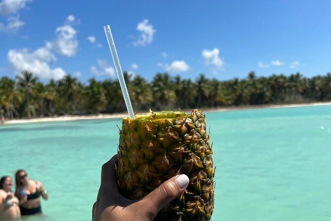 Saona Island and Chavon River Tour with Lunch and Drinks - The 12-Hour Reality: Transfers, Group Size, and What That Means