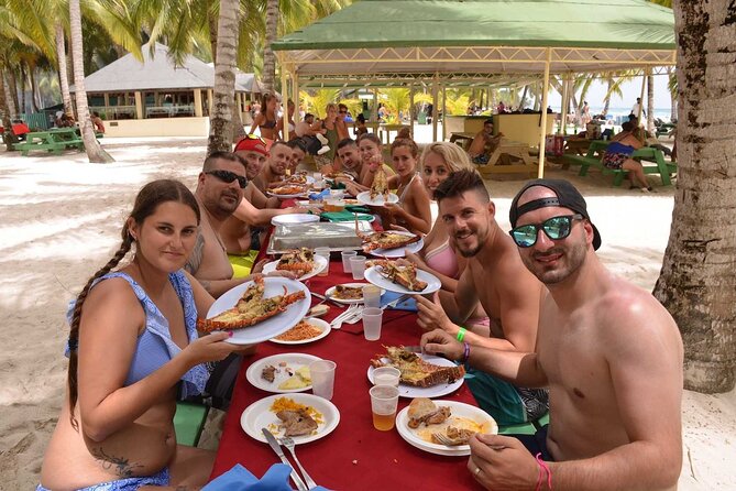 Saona Island Caramaran Adventure from Punta Cana With Lunch - Timing and the risk of a chaotic return