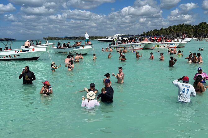 Saona Island Full Day Tour with Buffet Lunch, Paella, & Open Bar - The open bar: what you’re really paying for