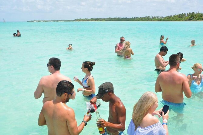 Saona Island VIP Experience – Private Boat for Up to 20 People - Who this Saona Island VIP day suits best