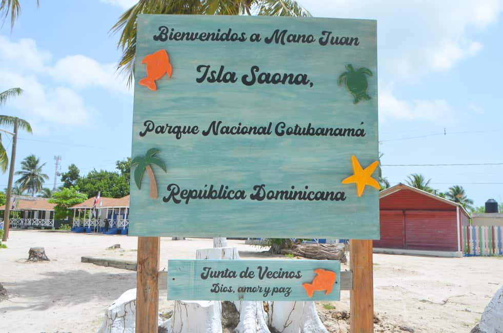 Saona Special Tour: Four Beaches & Canto Experience - How the Guide Languages and Group Style Shape the Day