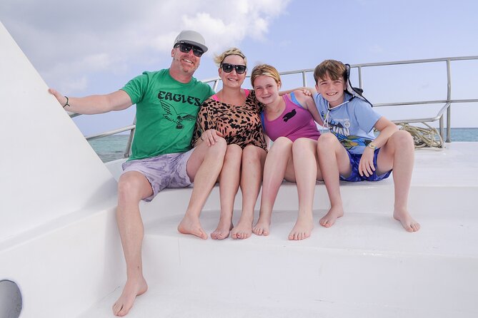 Shared Family Snorkeling Boat with Drinks and Snacks - Shared boat realities: what group size means on the water