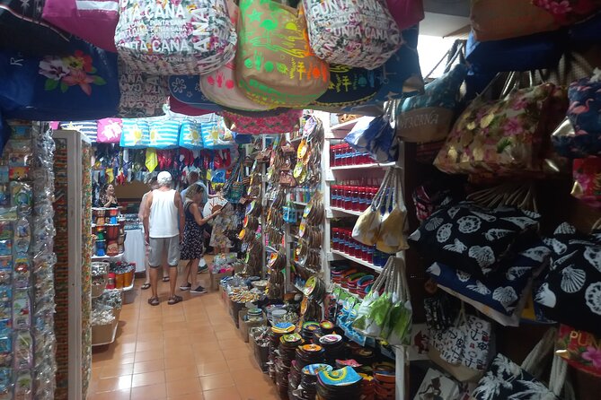 Shopping or souvenirs in Plaza Bávaro - Private group format: fewer hassles, same transfer rhythm