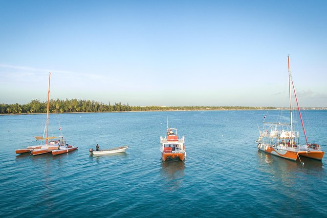 Small-Group Cruising and Snorkeling Catamaran Tour - Small-Group Comfort: How 16 Guests Changes Everything