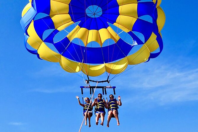 Speed Boat Activity with Snorkeling and Parasailing in Punta Cana - The 3-hour schedule: fast turns, short attention spans