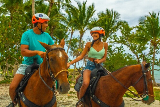 Swimming with Horses at the Beach from Punta Cana Free transportation - Getting There Smoothly: Pickup Timing and Group Size