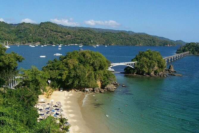 Tour with Whale Watching in Samaná, Beach and Waterfall - Lunch and the “full-day mix” logic