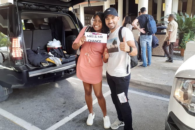 Transfer from Punta Cana Airport to hotels in Uvero Alto and vice versa - The ride itself: air-conditioning and Wi‑Fi (plus the human factor)