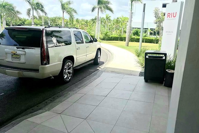 Transfers From Punta Cana Airport (PUJ) <=> To All place at Cap Cana - Bottled Water, Baby Seats, and the Small Details That Reduce Hassle
