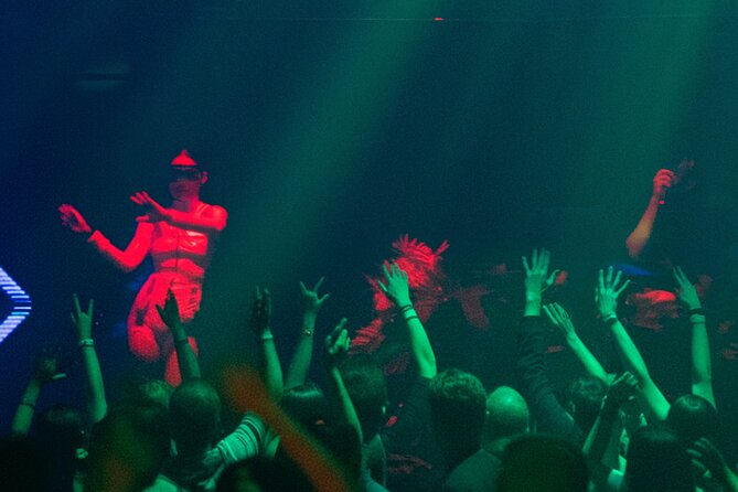 Tropicalia Disco – Party Night – Nightclub - Getting there: free roundtrip from Cabeza de Toro, and the one limit
