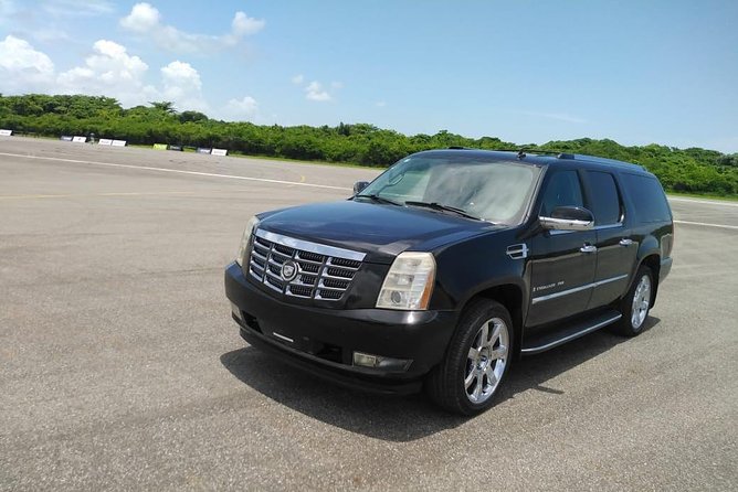 VIP Luxury Service Airport PUJ to Hotels in Dominican Republic. - Price and value: $120 per group (up to 5) in context