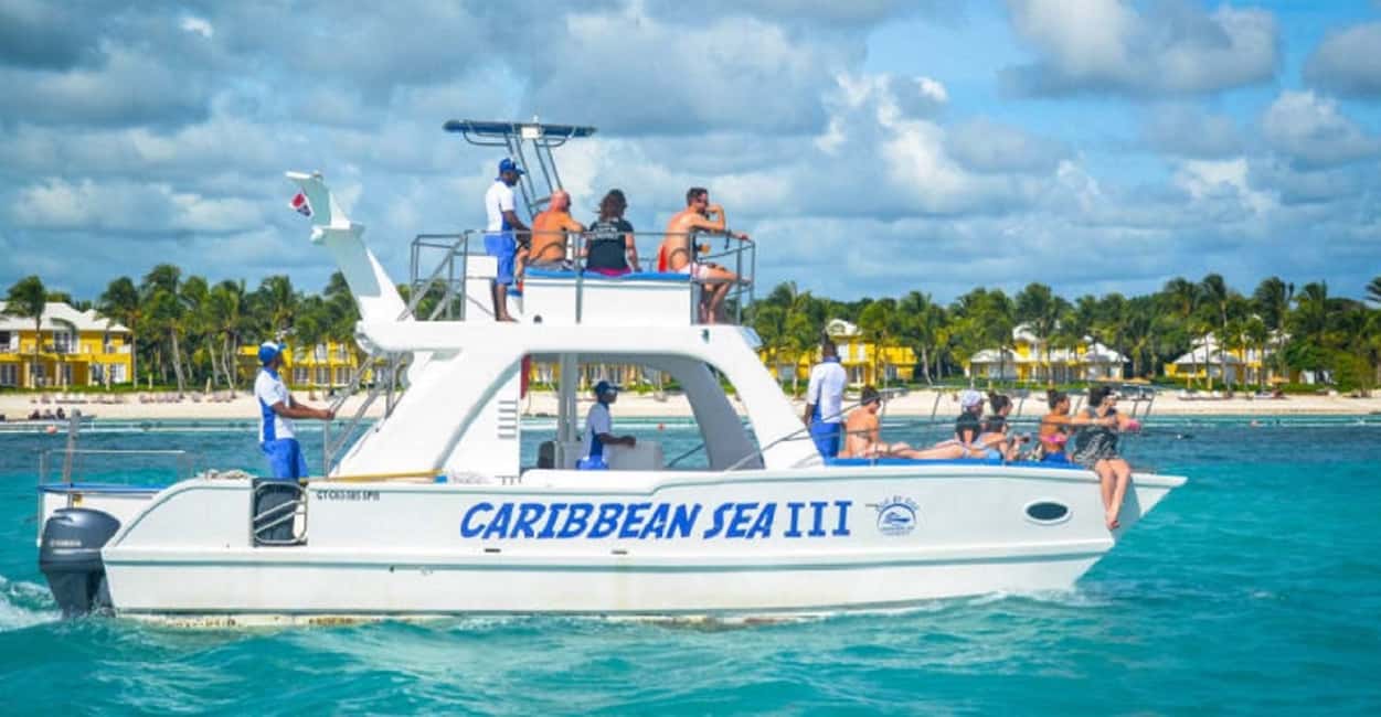 Wild On Punta Cana: Cruise with Snorkeling Half Day - Crew, open bar, and how to time your energy